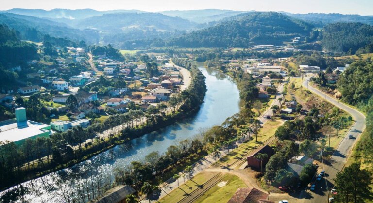 Rio das Antas lança edital de nível superior